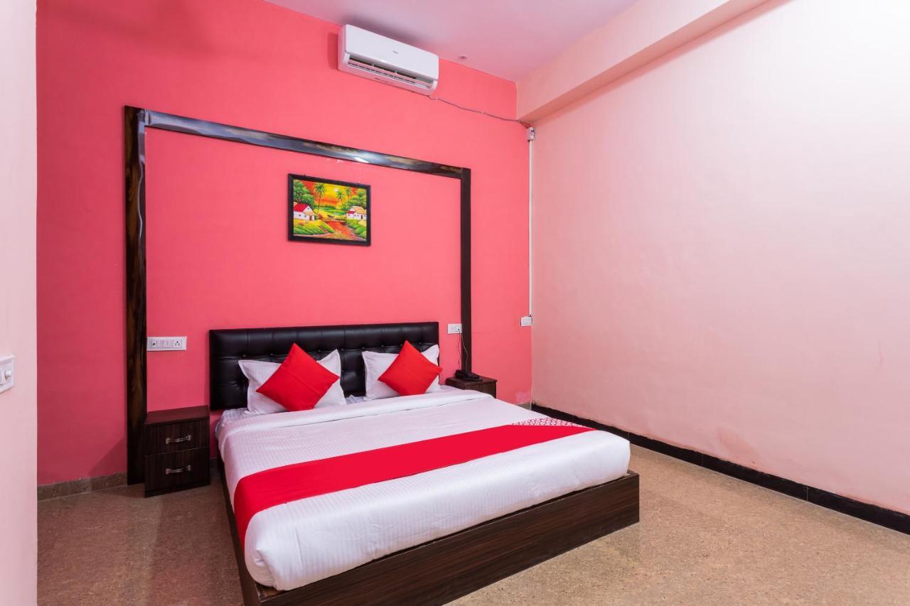 Oyo 35845 U-Turn Hotel Harsola Exterior photo